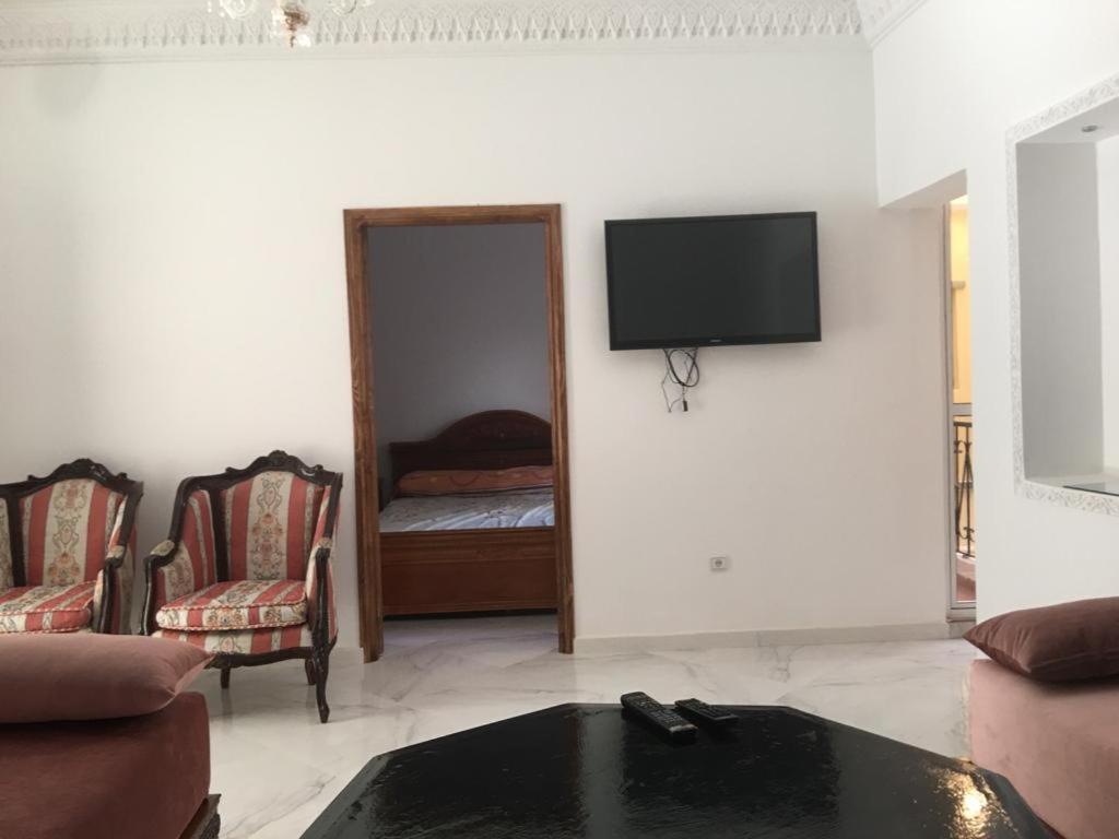 Quartier Belgique Apartment Tangier Bagian luar foto
